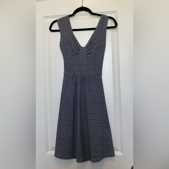 Anthropologie Geometric Dress in Navy and White - Picture 6 of 6
